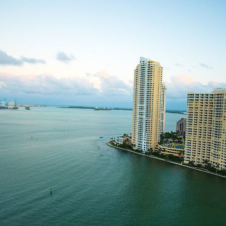 Bayfront Suites By Yourent Miami Eksteriør billede